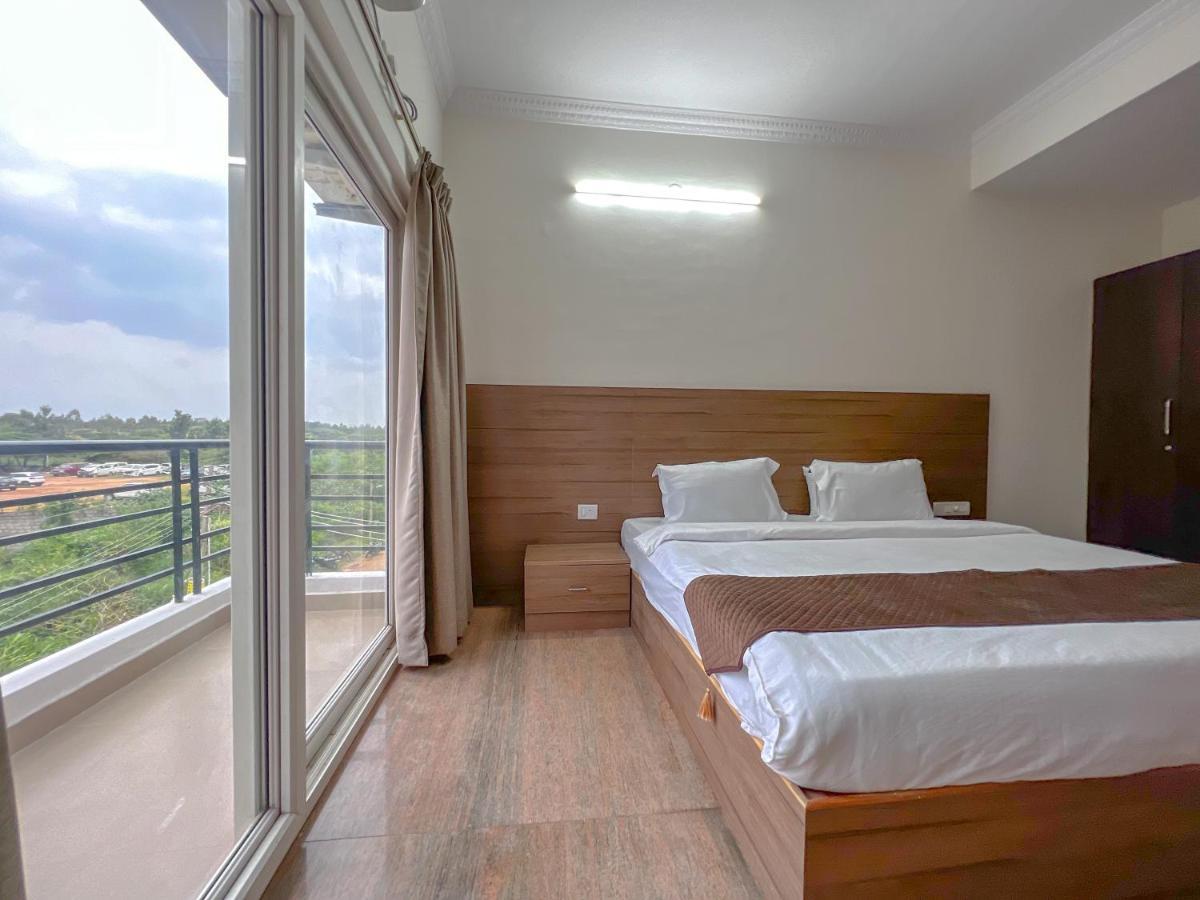 Hotel Elite By Agira Hotels-Free Airport Pickup Or Drop Yelahanka Buitenkant foto