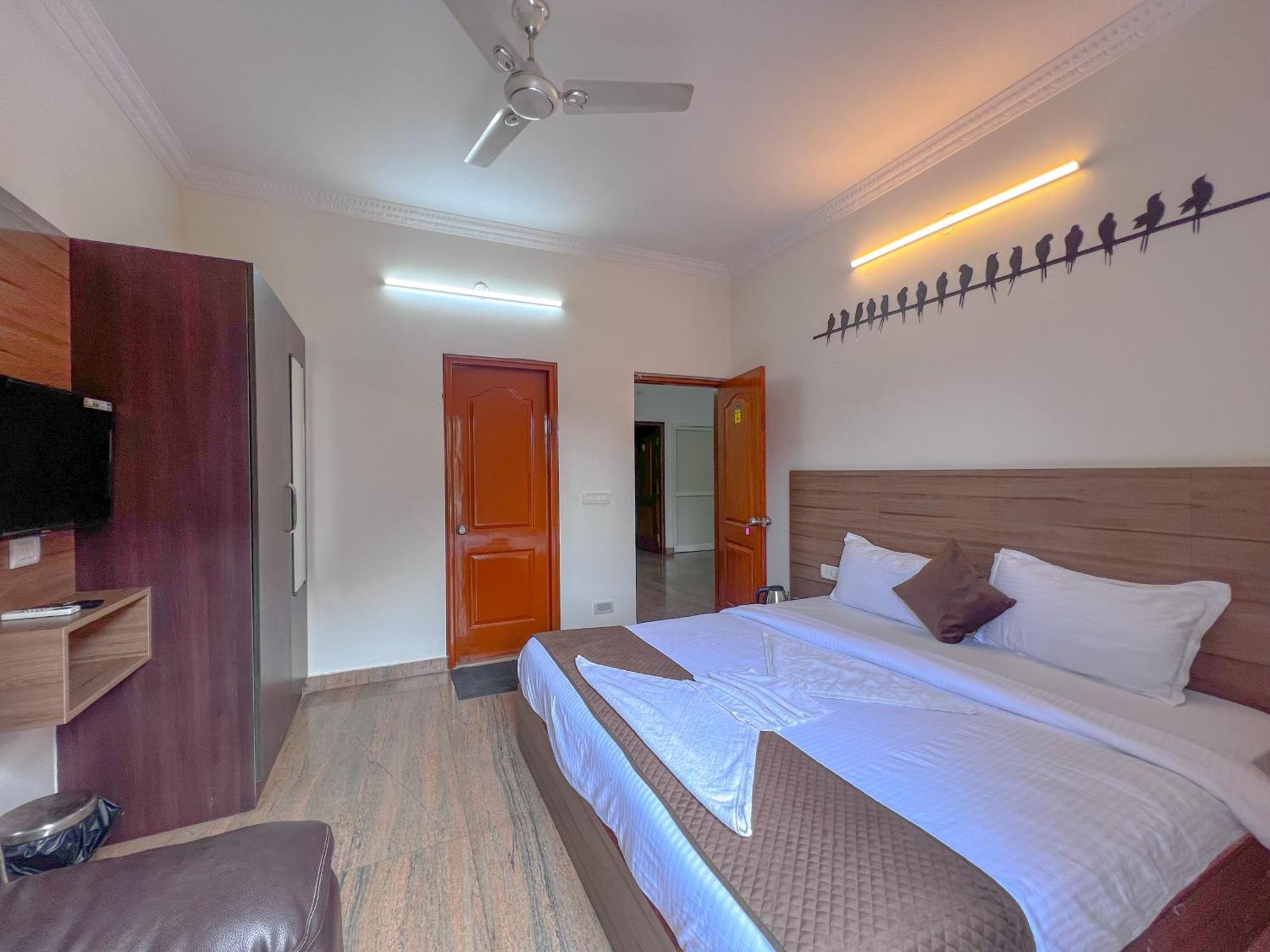 Hotel Elite By Agira Hotels-Free Airport Pickup Or Drop Yelahanka Buitenkant foto