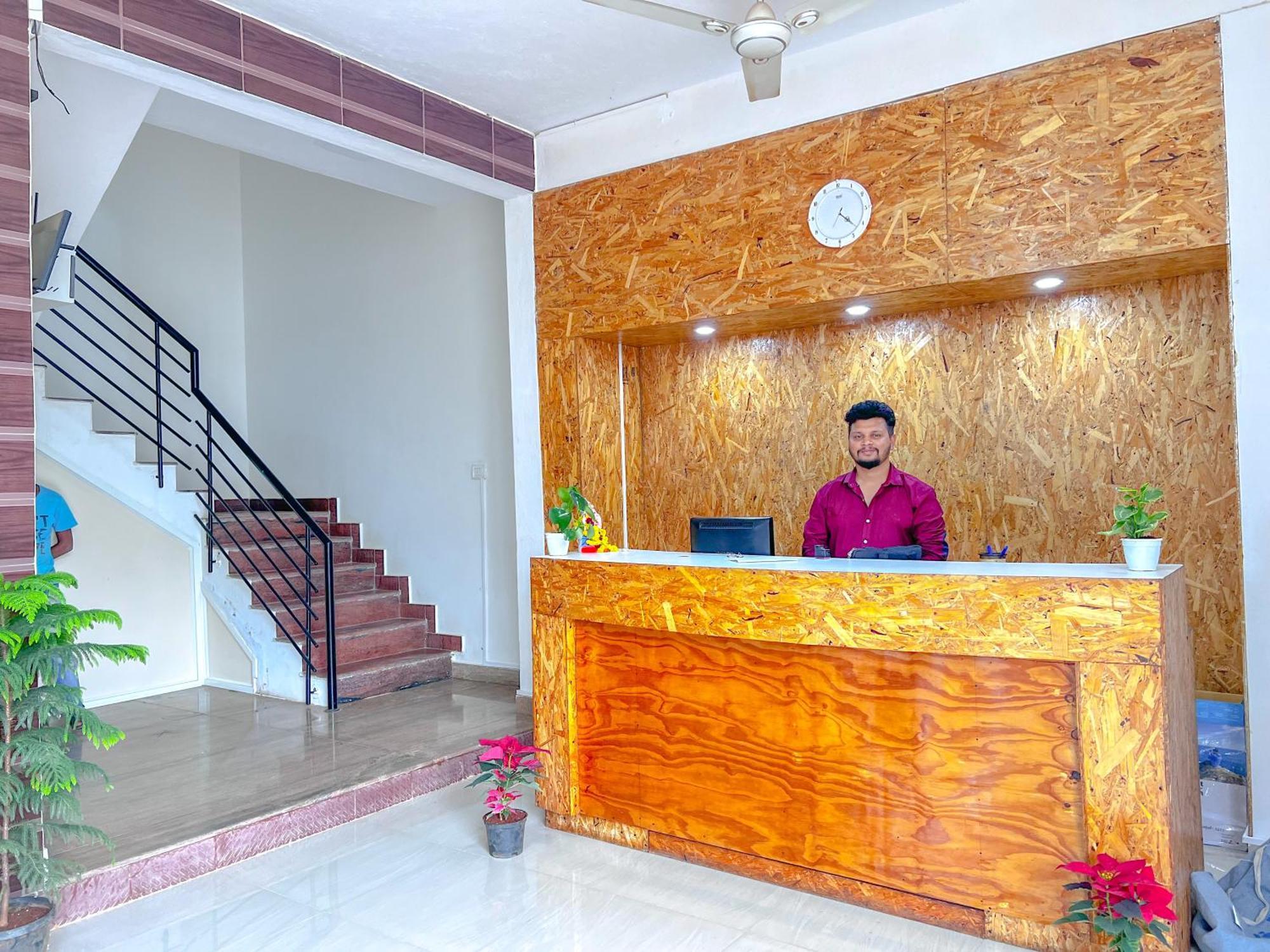 Hotel Elite By Agira Hotels-Free Airport Pickup Or Drop Yelahanka Buitenkant foto