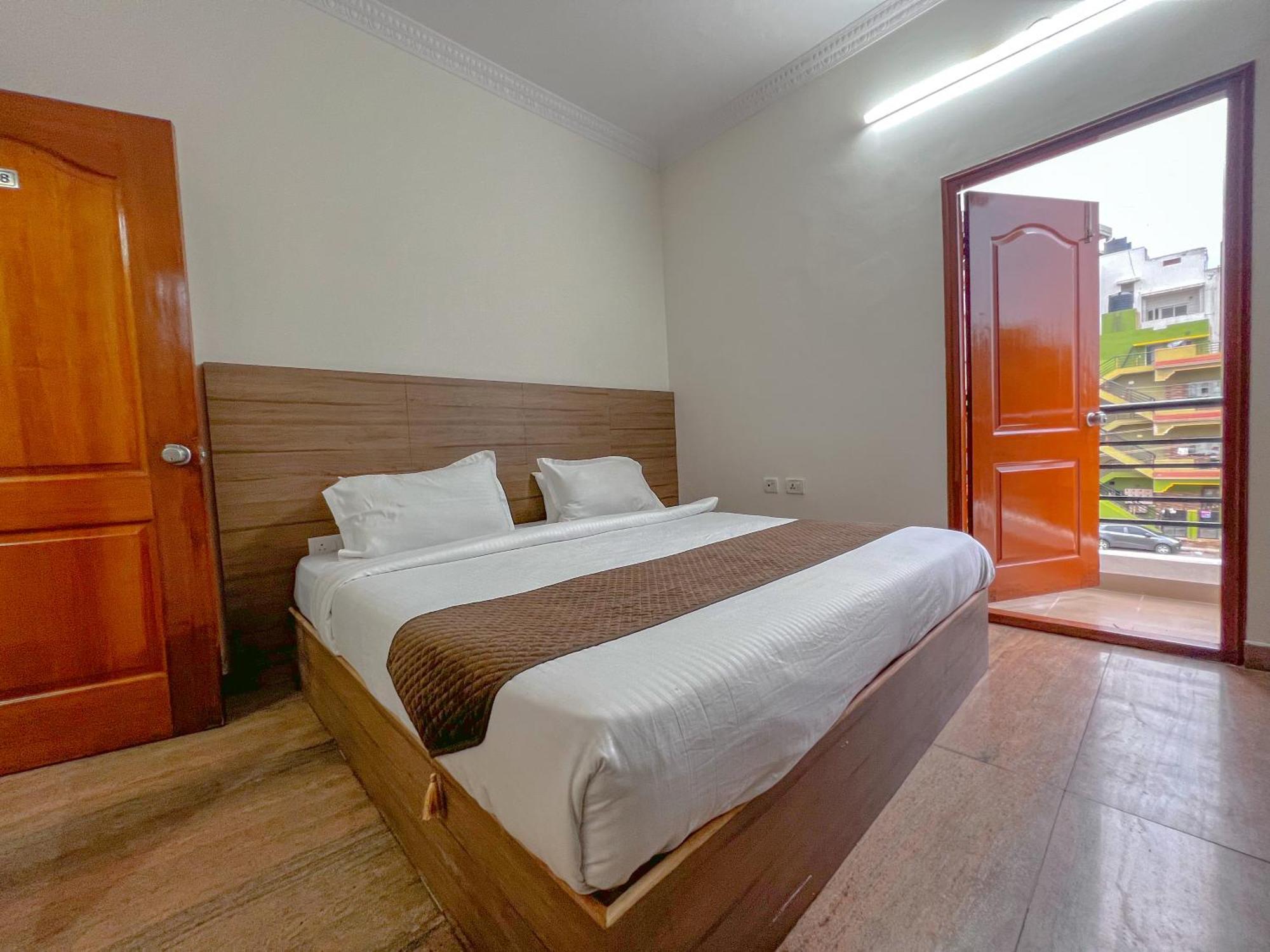 Hotel Elite By Agira Hotels-Free Airport Pickup Or Drop Yelahanka Buitenkant foto